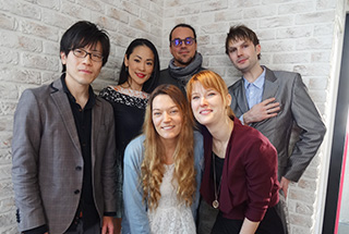 マンツーマンレッスンだけでは物足りない